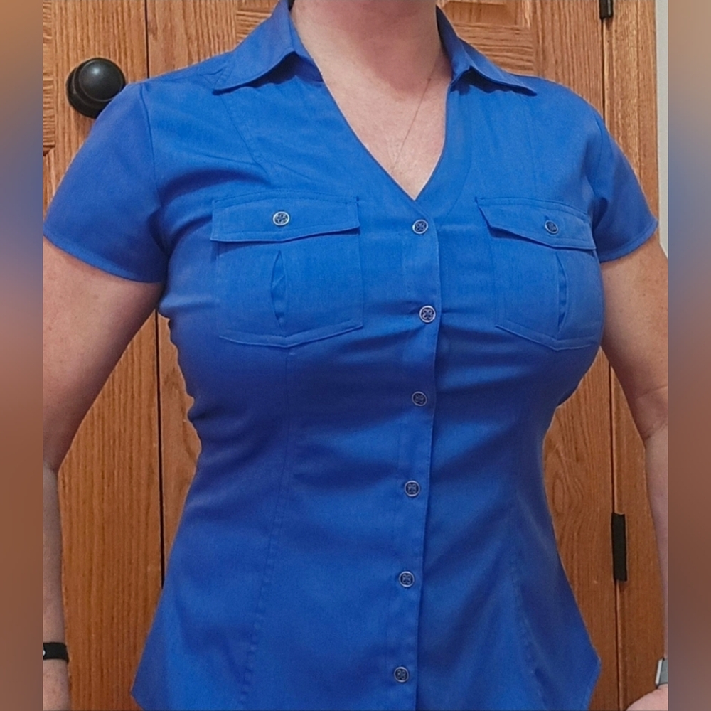 CATO Fitted Button Front Cap Sleeve Blouse 👚 😍